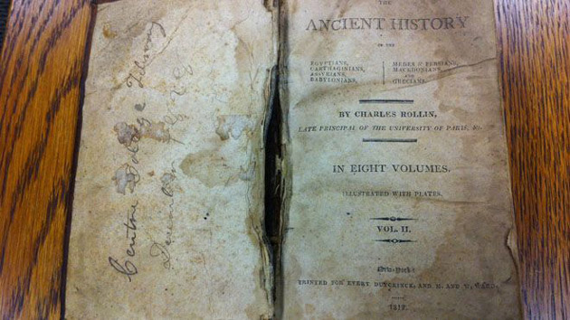 książka zwrócona bibliotece po 150 latach