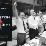 Wieloletni dyrektor lotów NASA odsłania kulisy misji kosmicznych w książce „Houston, lecimy!”