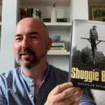 Nagrodzona w 2020 roku Bookerem powieść „Shuggie Bain” Douglasa Stuarta znalazła już na świecie pół miliona nabywców. Polska premiera w czerwcu