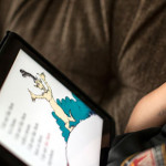 Raport z badań: dzieci więcej czytają na ekranie niż na papierze