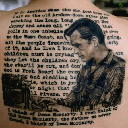 Jack Kerouac na tle tekstu "W drodze"