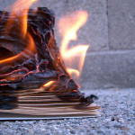 6 arcydzieł literatury, które ocalały przed ogniem