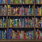 Instalacja z 10 tysięcy książek ma zwrócić uwagę na brytyjskich imigrantów