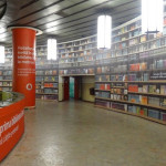 Stacja metra w Bukareszcie przemieniona w wirtualną księgarnię