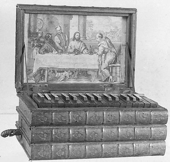 Przenośne organy w formie stosiku książek. Mogły być używane przez wędrownego duchownego podczas procesji religijnych i w trakcie gościnnych wizyt w klasztorach, które nie mogły sobie pozwolić na stacjonarny instrument.
