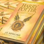 „Harry Potter i Przeklęte Dziecko” najszybciej sprzedającą się książką tej dekady w UK