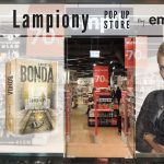 Pierwsza w Polsce księgarnia, w której będzie można kupić tylko jedną książkę: „Lampiony” Katarzyny Bondy