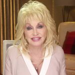 Organizacja charytatywna Dolly Parton rozdała dzieciom 100 milionów książek