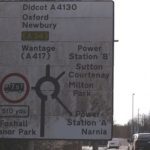 Narnia, Śródziemie i inne fikcyjne miejsca pojawiły się na znakach drogowych w UK