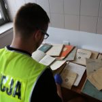 Policja odzyskała książki zaginione w Gdańsku podczas II wojny światowej