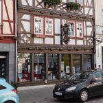 Niemiecka księgarnia ratuje się przed spadającymi przychodami, sprzedając regionalne pieczywo, kiełbasy i inne produkty spożywcze