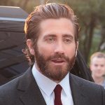Jake Gyllenhaal wyprodukuje ekranizację komiksu „Fun Home” Alison Bechdel. Aktor wystąpi też w jednej z głównych ról