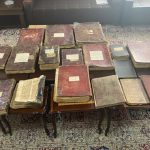 W Mosulu odzyskano zabytkowe chrześcijańskie księgi skradzione przez dżihadystów z tzw. Państwa Islamskiego