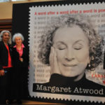 Poczta kanadyjska uhonorowała Margaret Atwood własnym znaczkiem