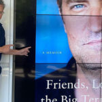 Siódmy Dzień Bólu Matthew Perry’ego. Przeczytaj fragment autobiografii aktora „Przyjaciele, kochankowie i ta Wielka, Straszna Rzecz”